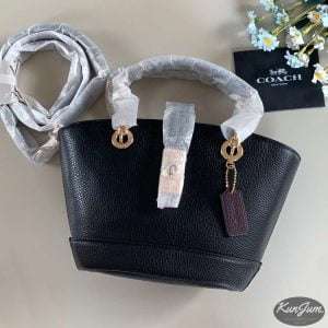 COACH (No.C8399)