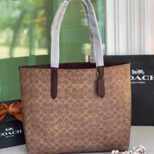 COACH (No.955)
