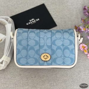 COACH (No.C4689)
