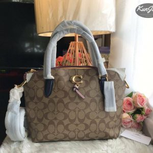 COACH (No.2318)