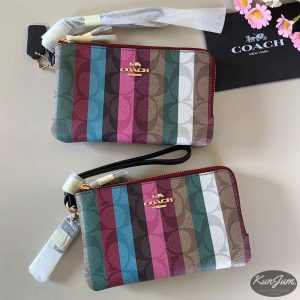 COACH (No.C6022)