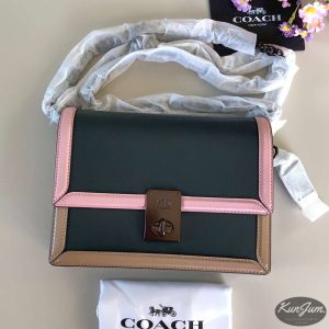 COACH (No.89070)