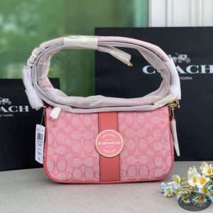 COACH (No.C8306)