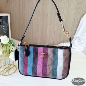 COACH (No.C6021)