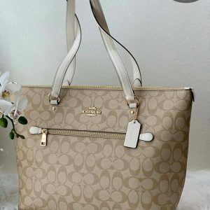 COACH (No.F79609)