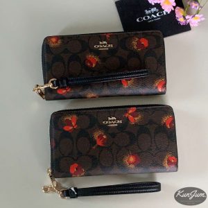 COACH (No.C6047)