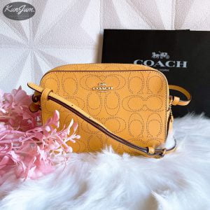 COACH (No.2403)