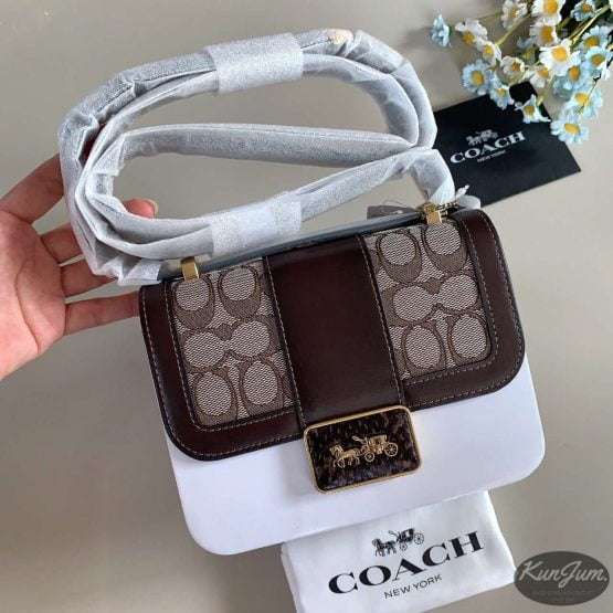 COACH (No.4616) - Image 3