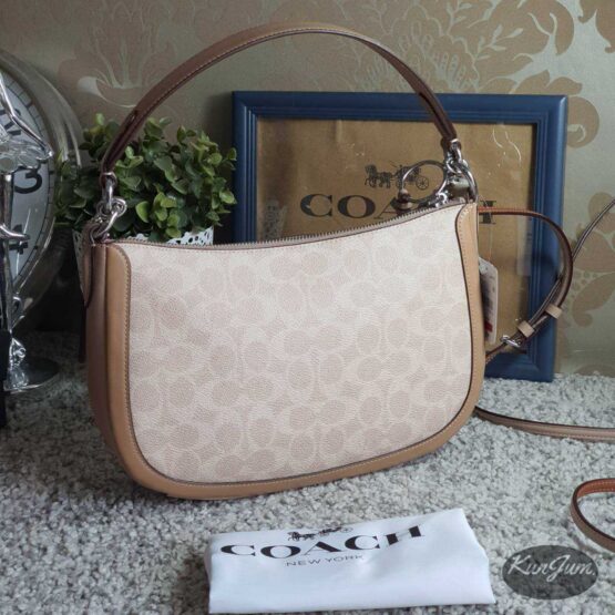 COACH (No.52577) - Image 3
