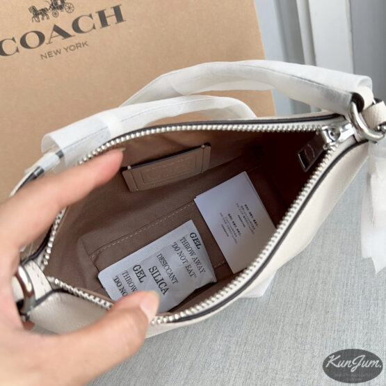 COACH (No.CW336) - Image 3